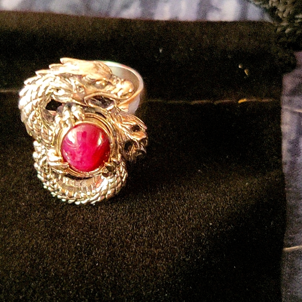 Bali Legacy Indian Star Ruby Dragon Ring in Sterling Silver  brand new